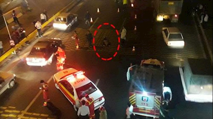 خودکشی از روی پل روگذر در تهران 
