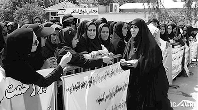 تجمع اعتراضی معلمان حق التدریسی-آرشیو