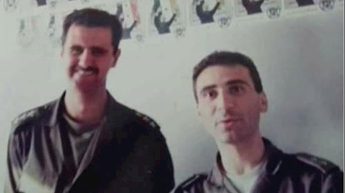 سرهنگ  مقتول طارق علی حمود  در کنار بشار اسد