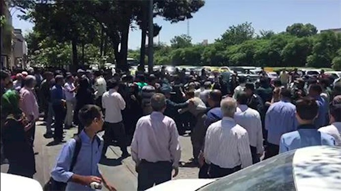 درگیری غارت شدگان در مشهد با مأموران سرکوبگر نیروی