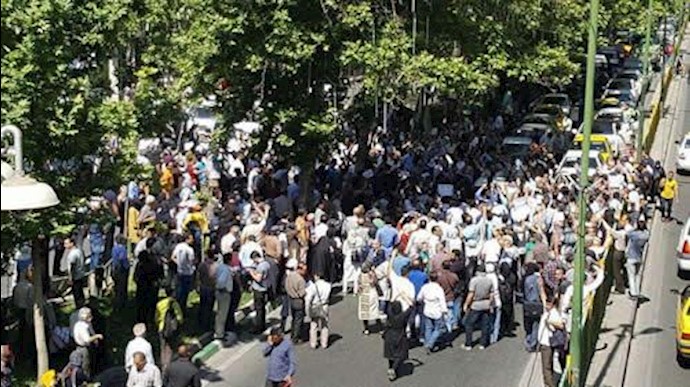 تجمع اعتراضی سپرده گذاران کاسپین - آرشیو