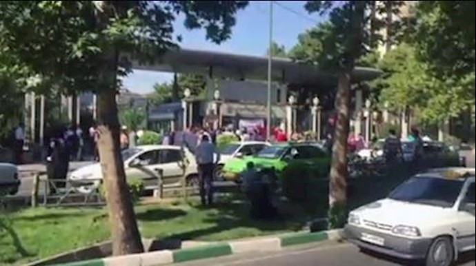 تجمع اعتراضی غارت‌شدگان مؤسسه توسعه (آرمان)