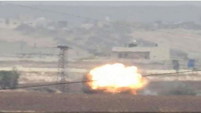 انهدام یک تانک اسد