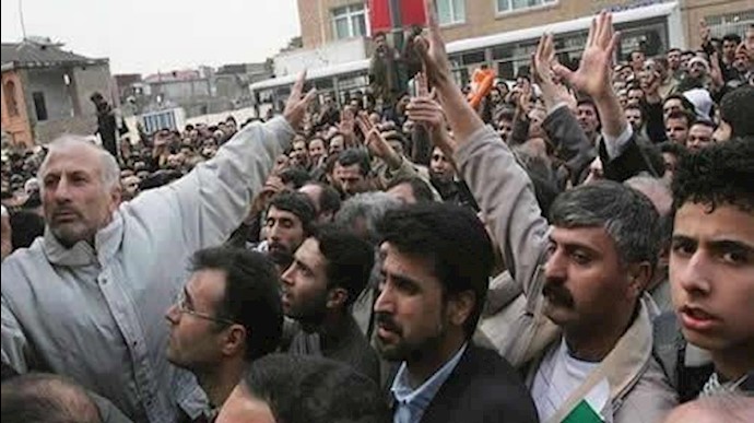 تجمع اعتراضی کارگران نیشکر هفت تپه