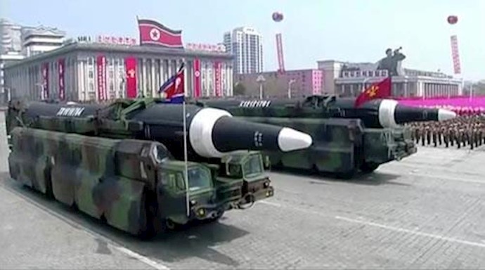 موشکهای کره شمالی در یک رژه نظامی 