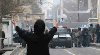 هجوم نیروی سرکوبگر انتظامی به مردم - آرشیو 