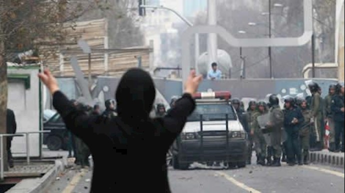 هجوم نیروی سرکوبگر انتظامی به مردم - آرشیو 