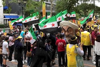 تظاهرات ایرانیان آزاده و اشرفنشانها علیه حضور آخوند روحانی در نیویورک تظاهرات ایرانیان آزاده و اشرفنشانها علیه حضور آخوند روحانی در نیویورک