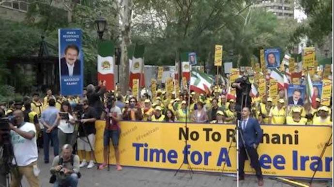 تظاهرات اشرف نشانها علیه حضور آخوند روحانی در سازمان ملل