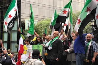 تظاهرات ایرانیان آزاده و اشرفنشانها علیه حضور آخوند روحانی در نیویورک تظاهرات ایرانیان آزاده و اشرفنشانها علیه حضور آخوند روحانی در نیویورک