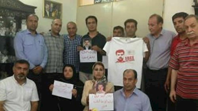 تجمع اعتراضی برای آزادی زندانی سیاسی