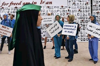 تظاهرات ایرانیان آزاده و اشرفنشانها علیه حضور آخوند روحانی در نیویورک تظاهرات ایرانیان آزاده و اشرفنشانها علیه حضور آخوند روحانی در نیویورک