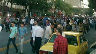 تجمع اعتراضی در بانه علیه قتل دو کولبر کرد