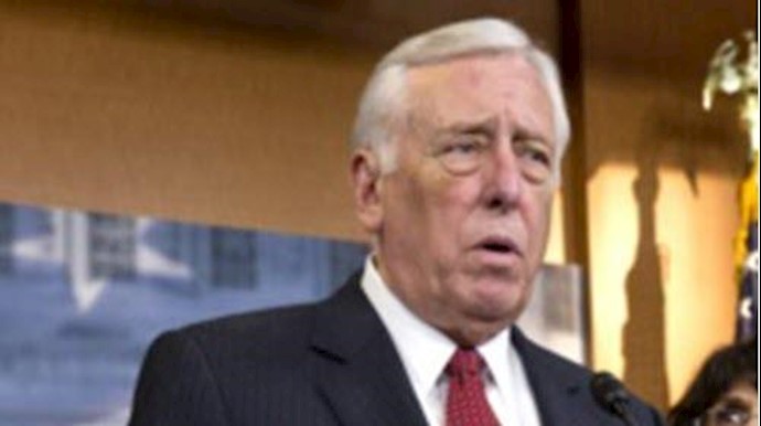 ستنی هویر عضو دموکرات مجلس نمایندگان آمریکا