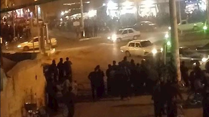 شروع تظاهرات در قهدریجان 11 دی