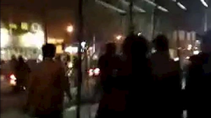 شعار مرگ بر دیکتاتور در تهران