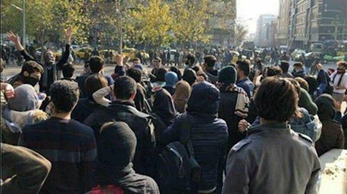 قیام مردم ایران