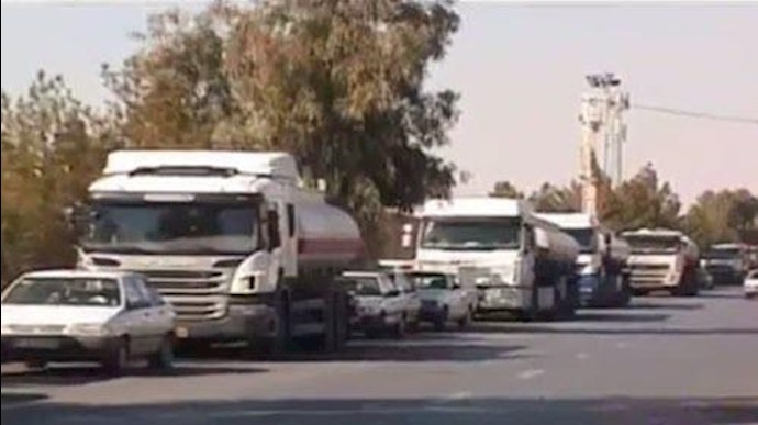 اعتصاب رانندگان کامیونهای سوخت رسانی در یزد