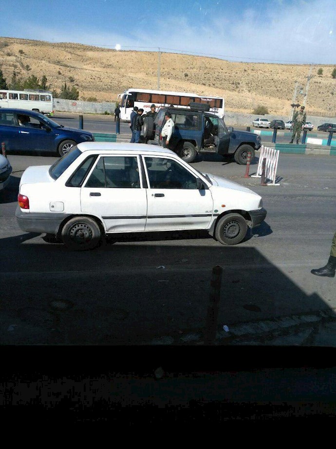 پلیس راه در خروجی شیراز به پاسارگاد