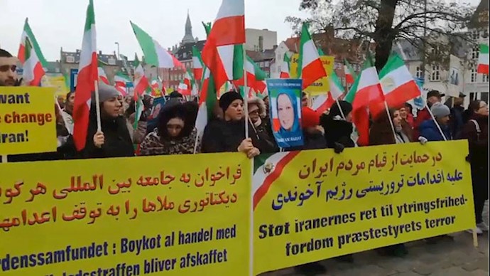 تظاهرات در کپنهاگ - همبستگی با اعتراضات زحمتکشان و قیام مردم ایران