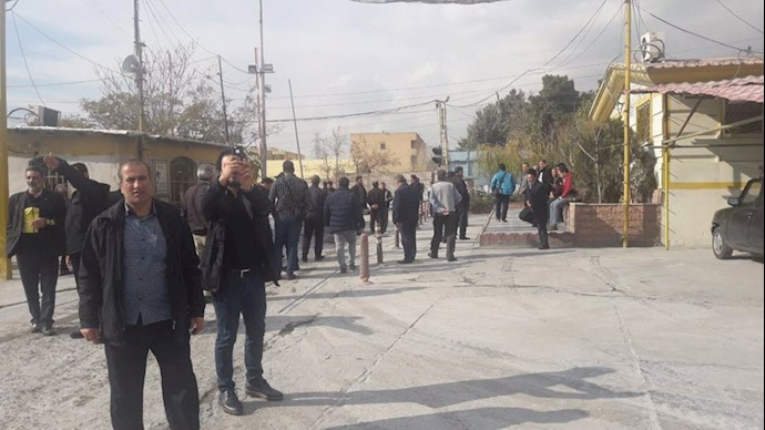 تجمع اعتراضی کارگران شیر پگاه تهران