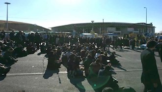 تجمع اعتراضی دانشجویان علوم تحقیقات به سانحه واژگونی اتوبوس