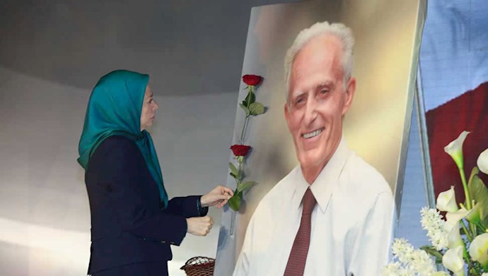مراسم یادبود مجاهد قهرمان محمد سیدی کاشانی با حضور مریم رجوی