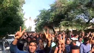 تظاهرات اعتراضی کارگران فولاد اهواز ۲۰آذر
