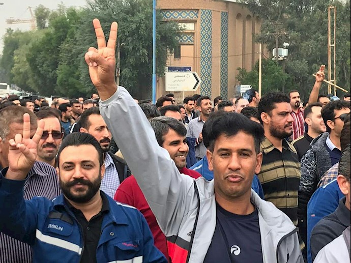 اهواز.تظاهرات کارگران گروه ملی صنعتی فولاد ۱۸آذر ۹۷