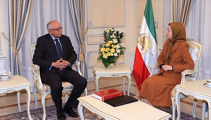 دیدار مریم رجوی با سفیر یمن در فرانسه و وزیر خارجه سابق این کشور