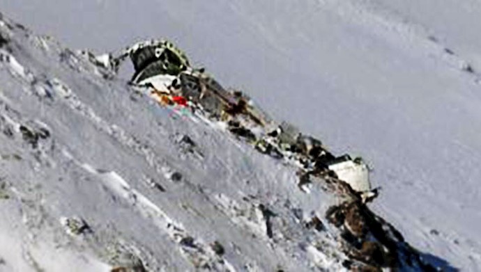 پیداشدن  تعدادی از اجساد هواپیمای ساقط شده در ارتفاعات دنا  