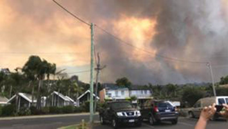 آتش سوزی طبیعی ۷۰  خانه  را در یک شهر استرالیا ویران کرد