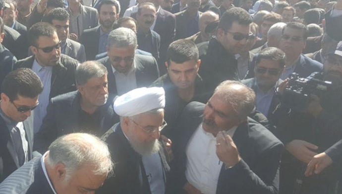 اعتراض مردم روستای بگ قصر شیرین به روحانی961229