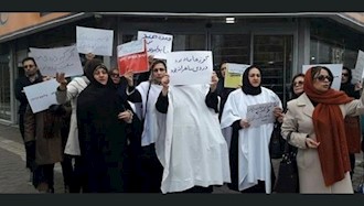 تجمع زنان در برابر وزارت کار به مناسبت ۸ مارس
