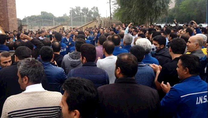  صدور حکم جلب برای ۵۰  تن از کارگران  گروه ملی صنعتی فولاد ایران
