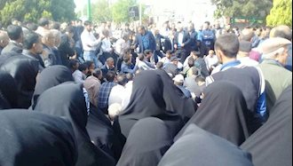 اصفهان 22فروردین عکس از تظاهرات کشاورزان و خانواده‌های آنها