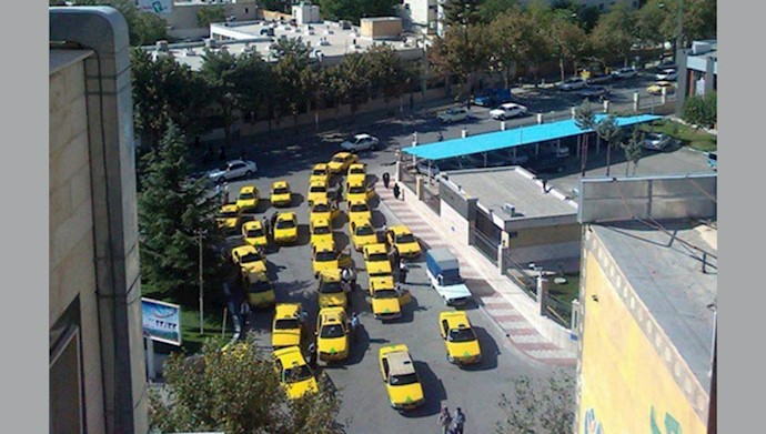 تجمع و اعتصاب رانندگان تاکسی در سنندج
