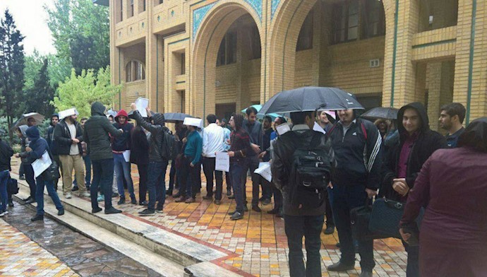 تهران.دومین روز تجمع اعتراضی دانشجویان تربیت مدرس.970127