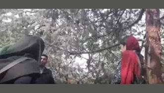 برخوردخشونت بار ماموران گشت ارشاد و مقاومت زنان ایران