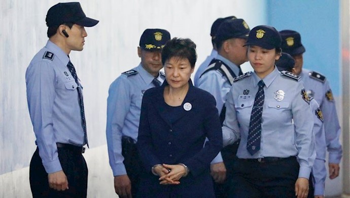 رییس جمهورسابق کره‌جنوبی به ۲۴ سال زندان محکوم شد