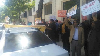 مشهد - تجمع اعتراضی غارت شدگان کاسپین 30 اردیبهشت97