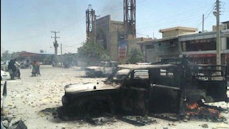 آتش زدن خودروهای نیروهای سرکوبگر توسط مردم در کازرون