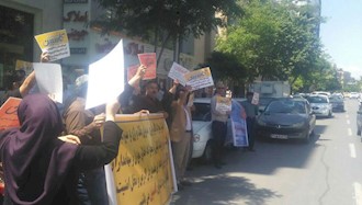 مشهد - تجمع اعتراضی غارت شدگان کاسپین 30 اردیبهشت97