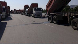 اراک - سومین روز اعتصاب رانندگان کامیون