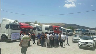 ارسنجان - سومین روز اعتصاب رانندگان کامیون 