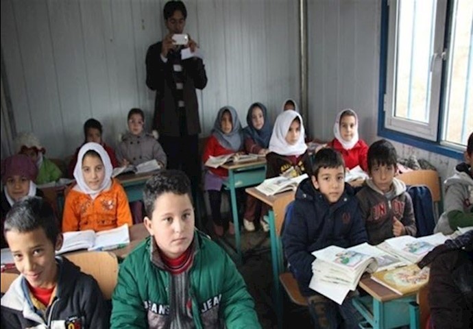 تحصیل دانش‌آموزان در کردستان