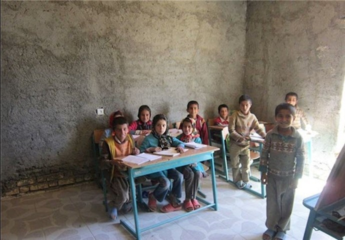 تحصیل دانش‌آموزان در کردستان