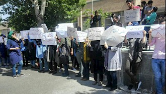 تجمع اعتراضی دانشجویان دانشکده علوم اجتماعی دانشگاه تهران