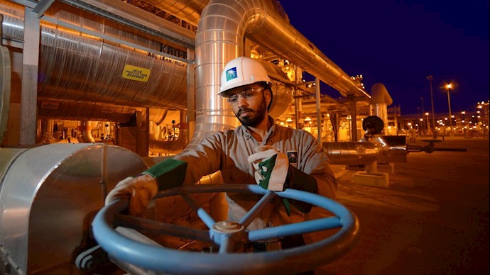 کاهش تولید نفت خام رژیم ایران