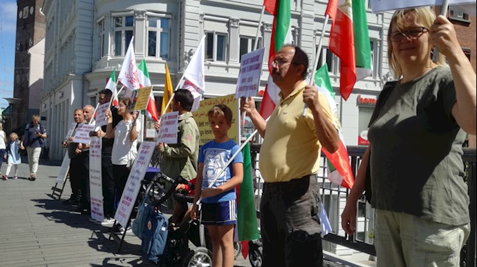 تظاهرات ایرانیان - فراخوان به محاکمه دیپلمات تروریست رژیم ایران - آرهوس - دانمارک